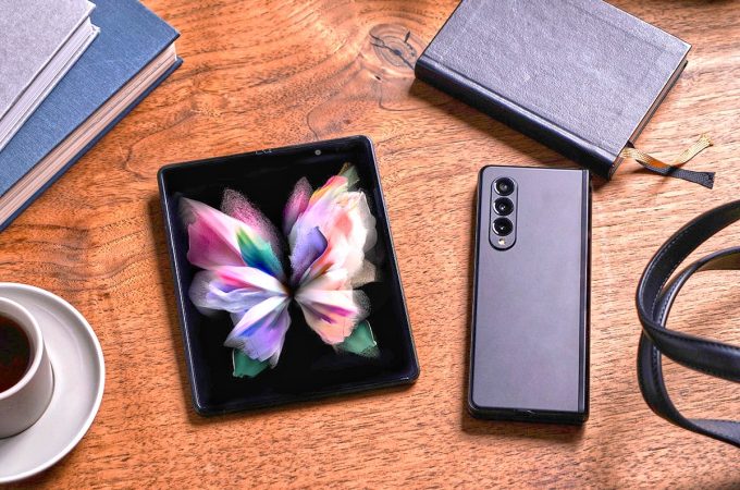 Galaxy Z Fold3 5G - Phantom Black